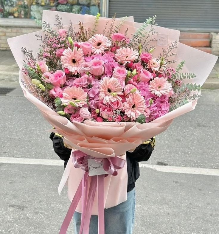 Blush Romance – Bouquet