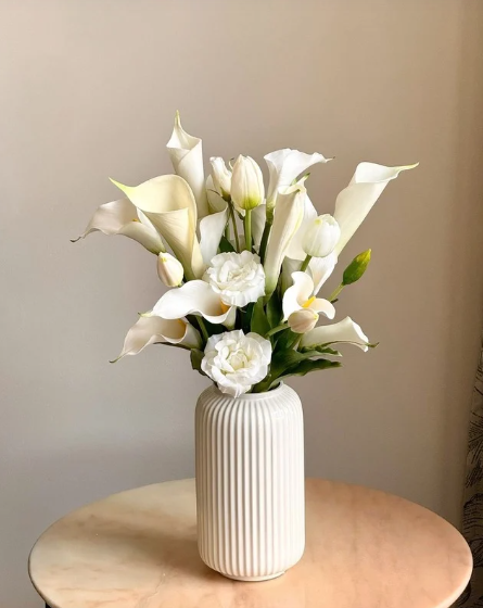 Pure Elegance - Calla